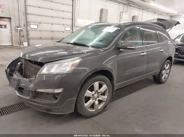 1GNKVGKD0GJ307814 2016 CHEVROLET TRAVERSE - Image 2