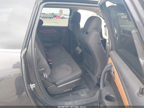 1GNKVGKD0HJ110675 2017 CHEVROLET TRAVERSE - Image 8