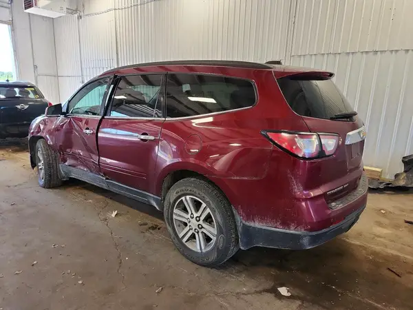 1GNKVGKD0HJ139710 2017 CHEVROLET TRAVERSE - Image 2