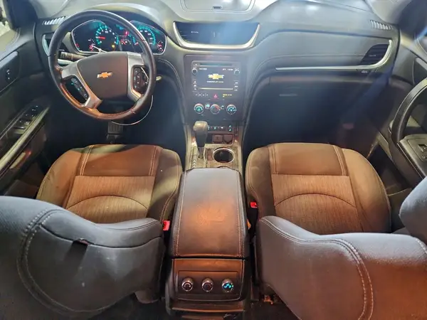 1GNKVGKD0HJ153171 2017 CHEVROLET TRAVERSE - Image 8
