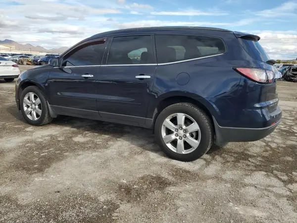 1GNKVGKD0HJ165983 2017 CHEVROLET TRAVERSE - Image 2
