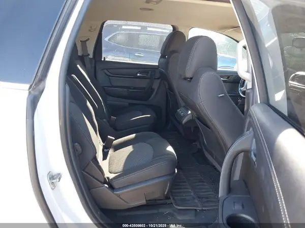 1GNKVGKD0HJ199597 2017 CHEVROLET TRAVERSE - Image 8
