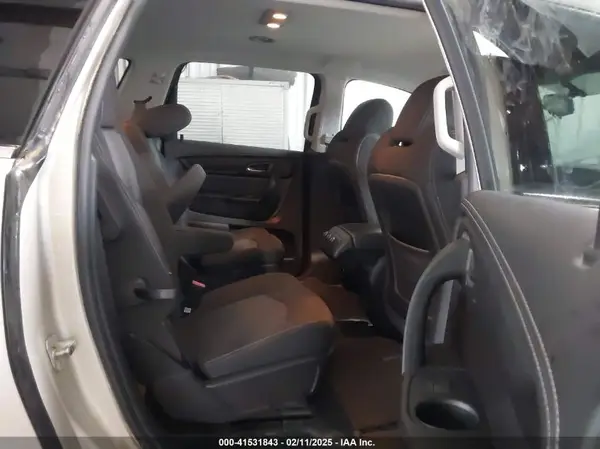 1GNKVGKD0HJ213448 2017 CHEVROLET TRAVERSE - Image 8
