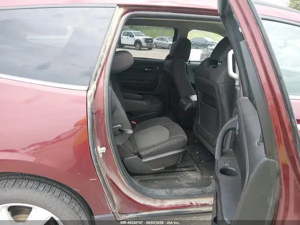 1GNKVGKD0HJ238107 2017 CHEVROLET TRAVERSE - Image 8