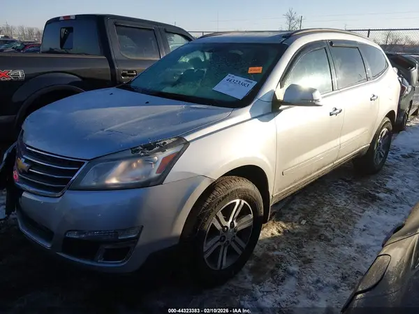 1GNKVGKD0HJ311511 2017 CHEVROLET TRAVERSE - Image 2