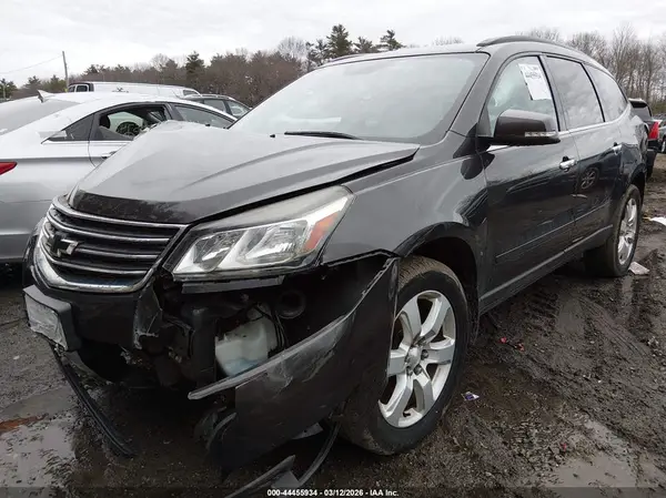 1GNKVGKD1GJ304579 2016 CHEVROLET TRAVERSE - Image 2