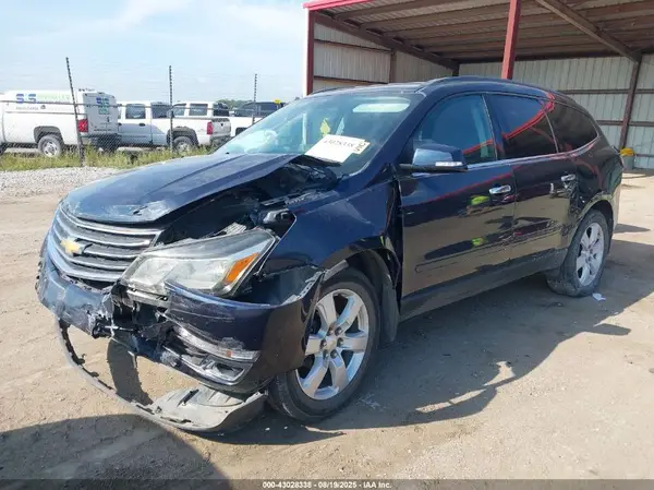 1GNKVGKD1GJ320023 2016 CHEVROLET TRAVERSE - Image 2