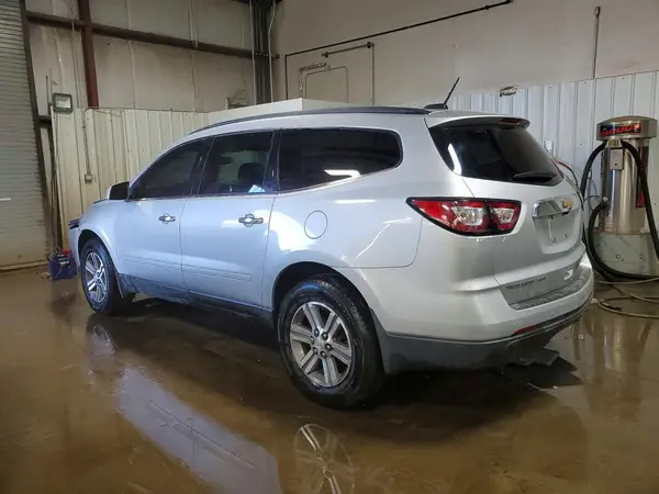 1GNKVGKD1HJ125959 2017 CHEVROLET TRAVERSE - Image 2