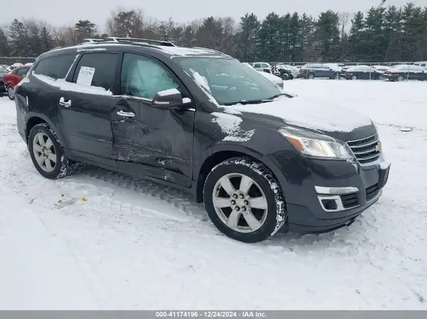 1GNKVGKD1HJ153129 2017 CHEVROLET TRAVERSE - Image 1