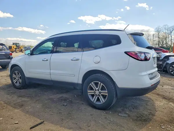 1GNKVGKD1HJ198569 2017 CHEVROLET TRAVERSE - Image 2