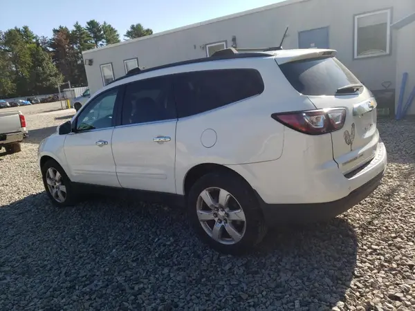 1GNKVGKD1HJ214026 2017 CHEVROLET TRAVERSE - Image 2