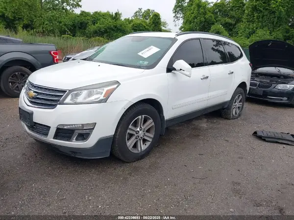 1GNKVGKD1HJ226287 2017 CHEVROLET TRAVERSE - Image 2