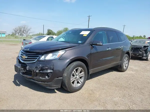 1GNKVGKD1HJ248712 2017 CHEVROLET TRAVERSE - Image 2