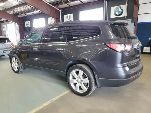 1GNKVGKD1HJ249911 2017 CHEVROLET TRAVERSE - Image 2