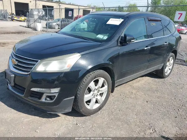 1GNKVGKD2GJ243761 2016 CHEVROLET TRAVERSE - Image 2