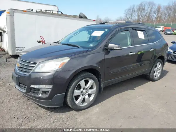 1GNKVGKD2GJ318054 2016 CHEVROLET TRAVERSE - Image 2