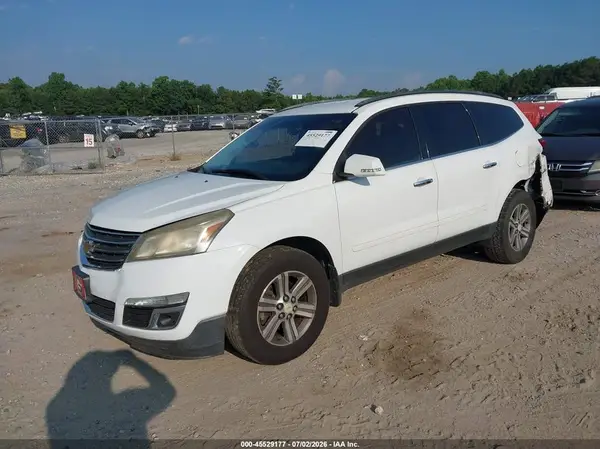 1GNKVGKD2HJ116462 2017 CHEVROLET TRAVERSE - Image 2