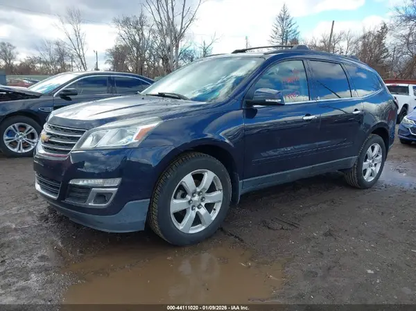 1GNKVGKD2HJ127171 2017 CHEVROLET TRAVERSE - Image 2