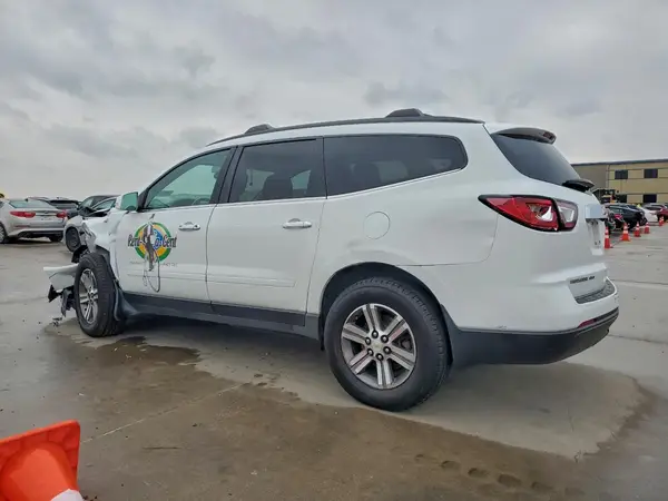 1GNKVGKD2HJ138462 2017 CHEVROLET TRAVERSE - Image 2
