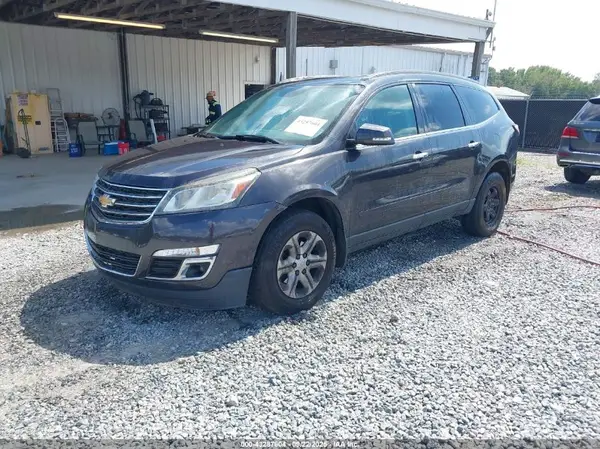 1GNKVGKD2HJ141961 2017 CHEVROLET TRAVERSE - Image 2