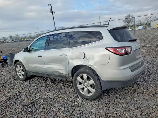 1GNKVGKD2HJ173616 2017 CHEVROLET TRAVERSE - Image 2