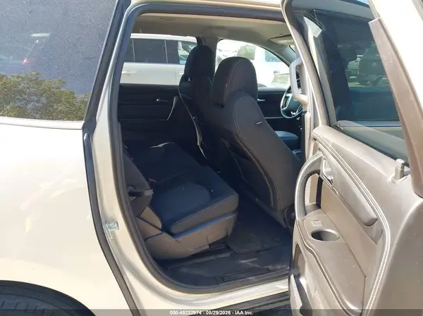 1GNKVGKD2HJ184146 2017 CHEVROLET TRAVERSE - Image 8