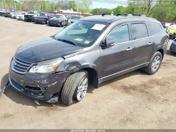 1GNKVGKD2HJ188343 2017 CHEVROLET TRAVERSE - Image 2