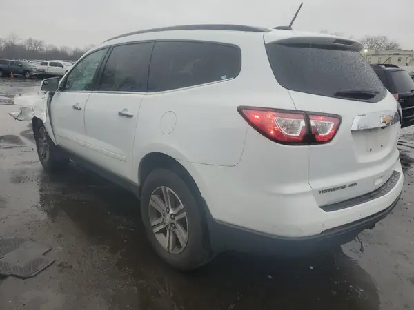 1GNKVGKD2HJ19278 2017 CHEVROLET TRAVERSE - Image 2