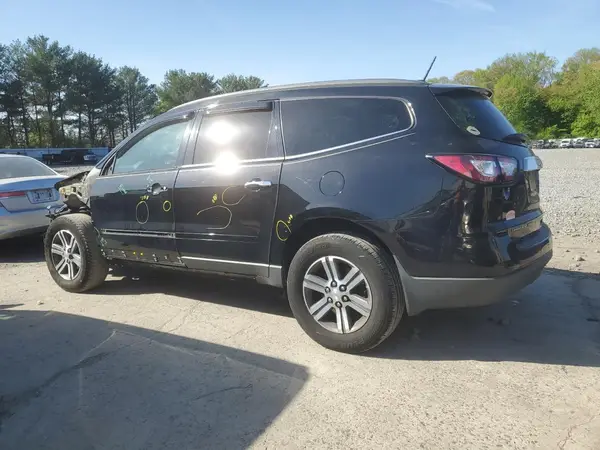 1GNKVGKD2HJ196734 2017 CHEVROLET TRAVERSE - Image 2