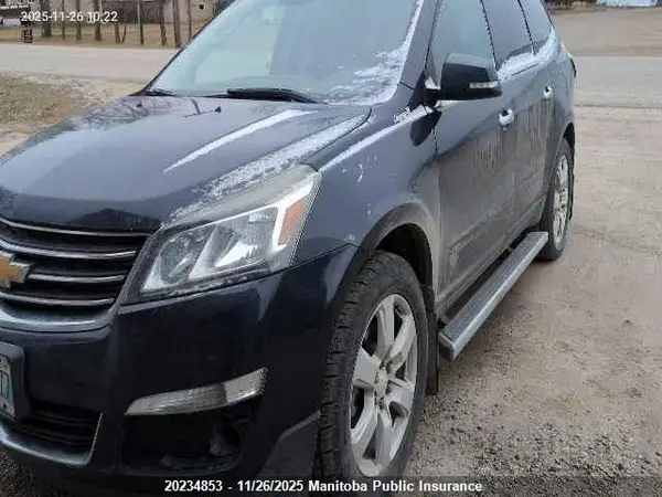 1GNKVGKD2HJ263607 2017 CHEVROLET TRAVERSE - Image 2