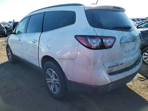 1GNKVGKD2HJ302177 2017 CHEVROLET TRAVERSE - Image 2