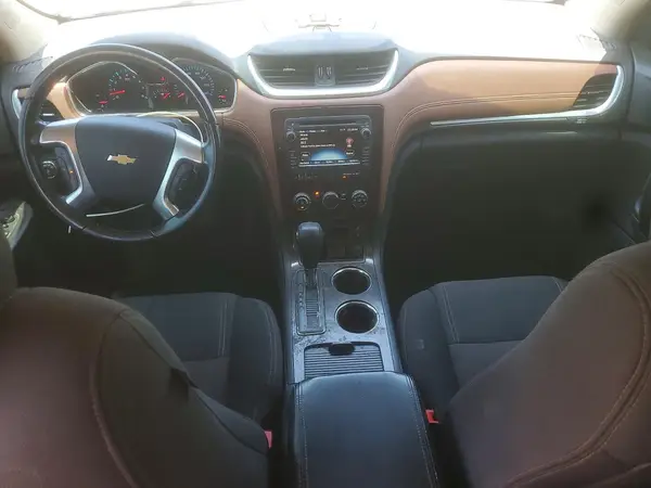 1GNKVGKD2HJ313390 2017 CHEVROLET TRAVERSE - Image 8