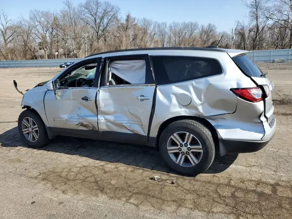 1GNKVGKD2HJ317908 2017 CHEVROLET TRAVERSE - Image 2