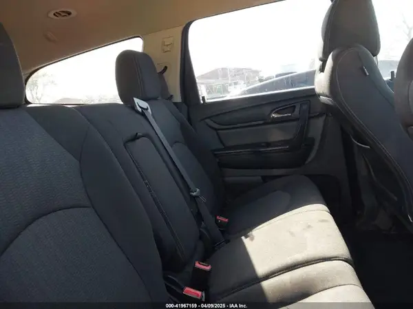 1GNKVGKD2HJ325555 2017 CHEVROLET TRAVERSE - Image 8