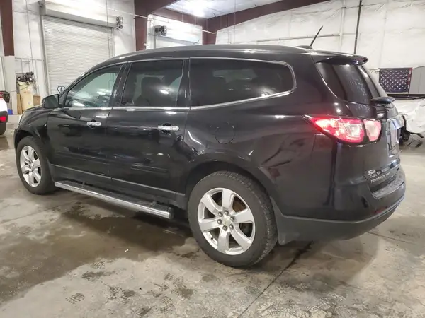 1GNKVGKD2HJ333638 2017 CHEVROLET TRAVERSE - Image 2