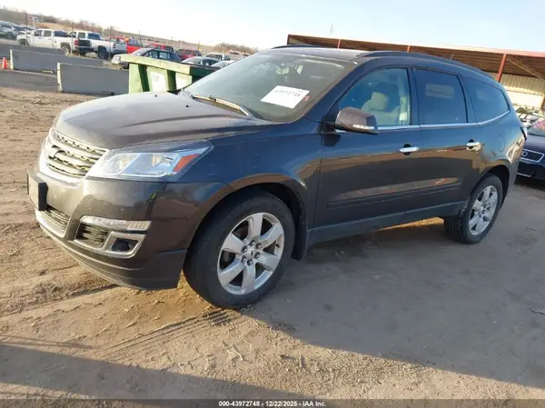 1GNKVGKD3GJ173073 2016 CHEVROLET TRAVERSE - Image 2