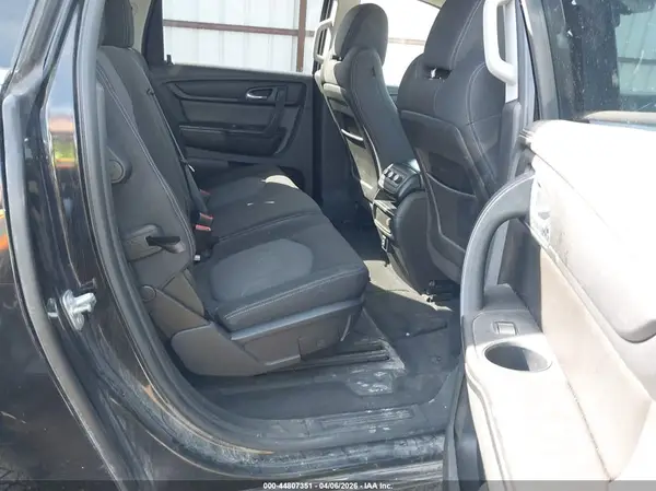 1GNKVGKD3HJ140897 2017 CHEVROLET TRAVERSE - Image 8