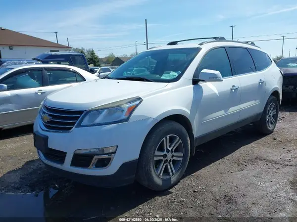 1GNKVGKD3HJ154847 2017 CHEVROLET TRAVERSE - Image 2