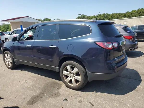 1GNKVGKD3HJ175990 2017 CHEVROLET TRAVERSE - Image 2