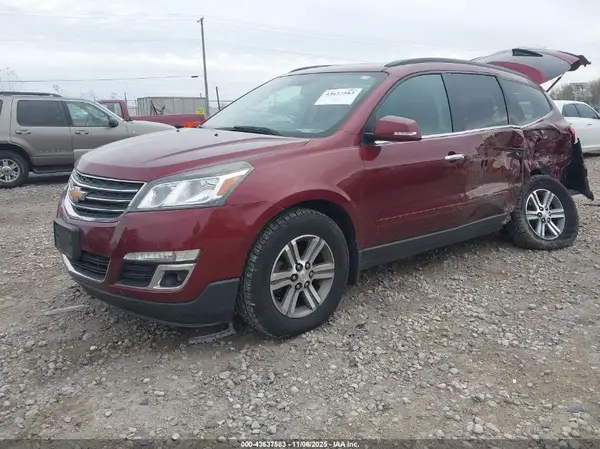 1GNKVGKD3HJ200662 2017 CHEVROLET TRAVERSE - Image 2
