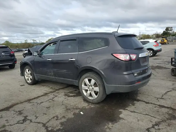 1GNKVGKD3HJ214657 2017 CHEVROLET TRAVERSE - Image 2