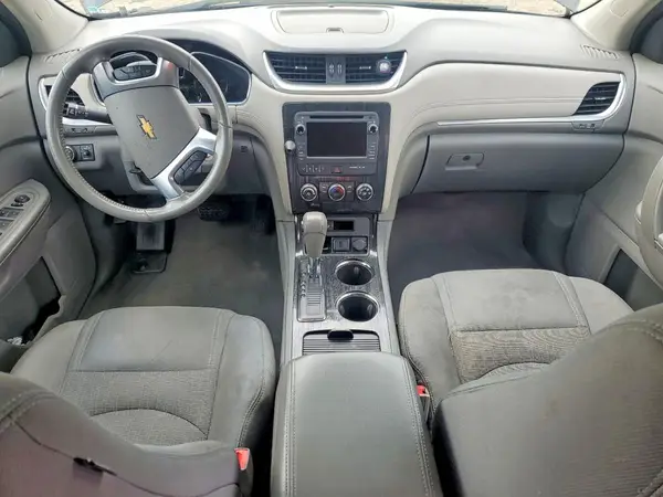 1GNKVGKD3HJ221088 2017 CHEVROLET TRAVERSE - Image 8