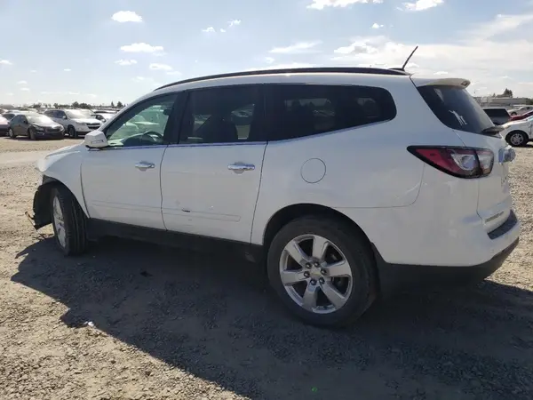 1GNKVGKD3HJ221835 2017 CHEVROLET TRAVERSE - Image 2