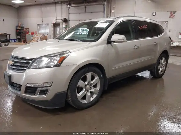 1GNKVGKD3HJ253653 2017 CHEVROLET TRAVERSE - Image 2