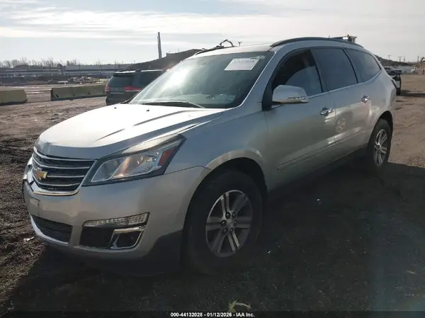 1GNKVGKD3HJ256505 2017 CHEVROLET TRAVERSE - Image 2