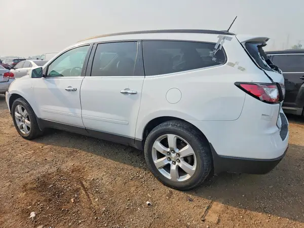 1GNKVGKD3HJ264202 2017 CHEVROLET TRAVERSE - Image 2