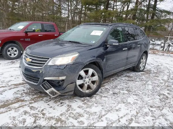 1GNKVGKD3HJ264782 2017 CHEVROLET TRAVERSE - Image 2
