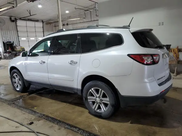 1GNKVGKD3HJ350755 2017 CHEVROLET TRAVERSE - Image 2