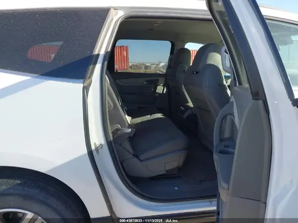 1GNKVGKD4GJ224418 2016 CHEVROLET TRAVERSE - Image 8