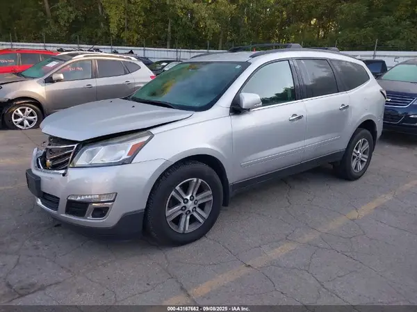 1GNKVGKD4GJ240683 2016 CHEVROLET TRAVERSE - Image 2